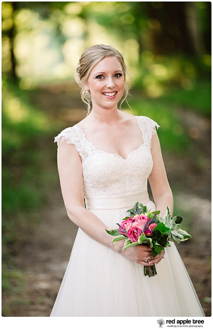 Bridal Portrait Bride with bouquet 1