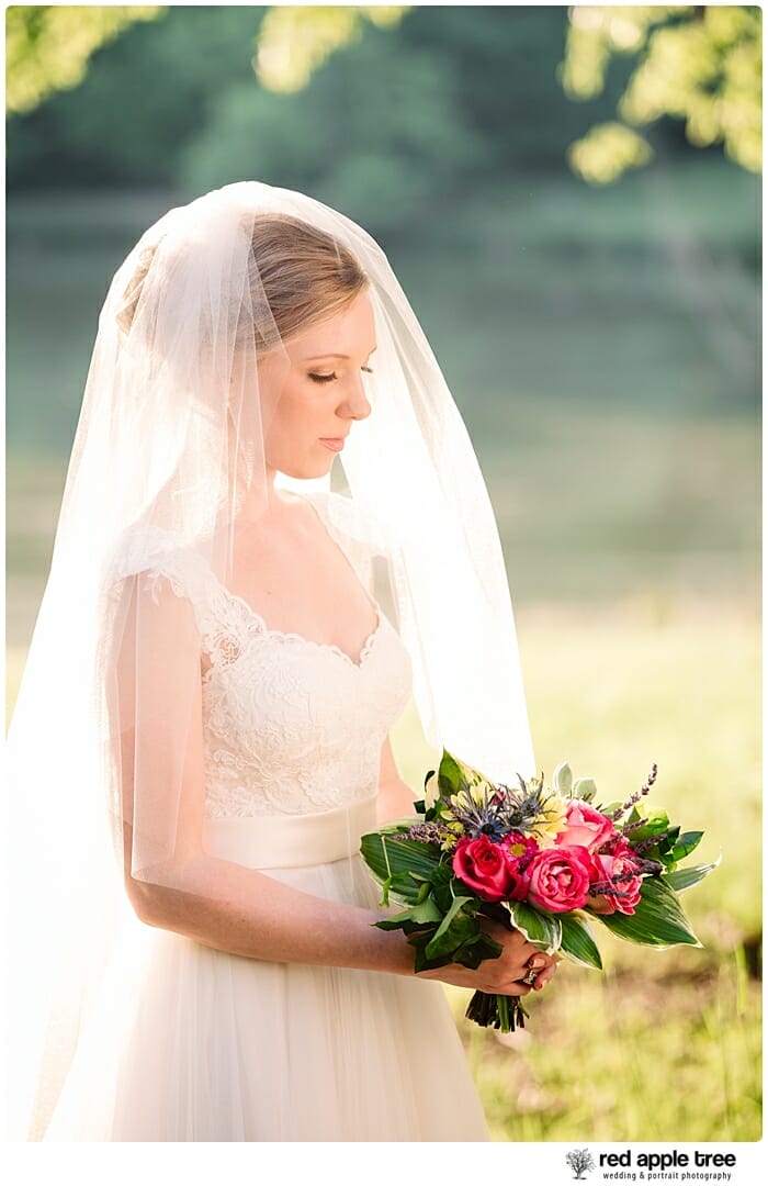Bridal Portrait Bride with bouquet 4